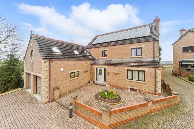 5 bed property, in Manor View, £700,000