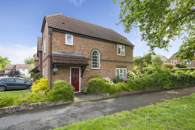 3 bed property, in Lower Moor, £500,000