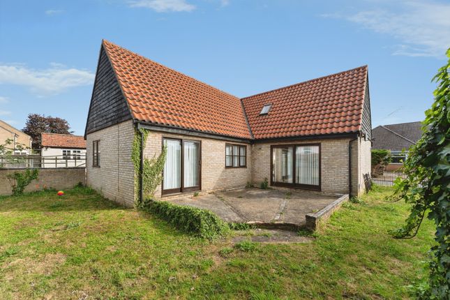 3 bed property, in Back Street, £350,000