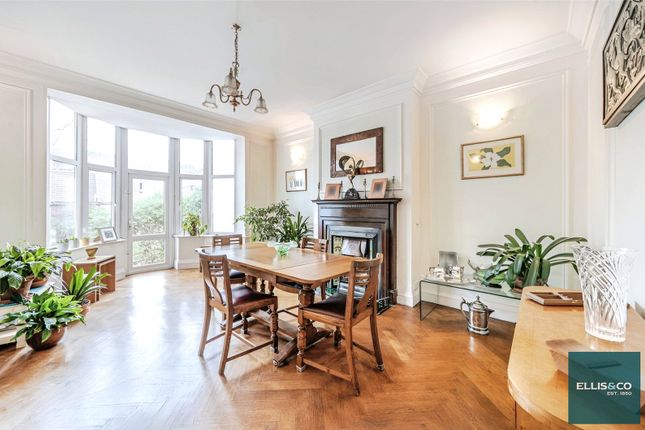 6 bed property, in Woodstock Road, £1,895,000