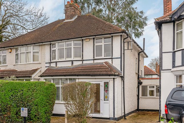 3 bed property, in Palmerston Road, £725,000