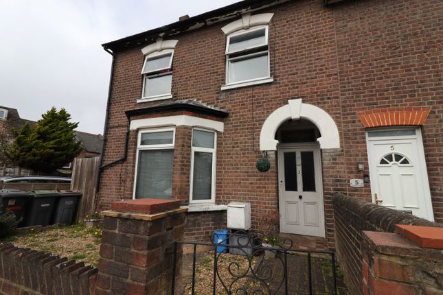 Studio, in Luton LU1, £549,999