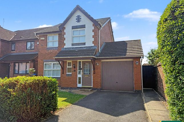 3 bed property, in Cottesbrooke Gardens, £335,000