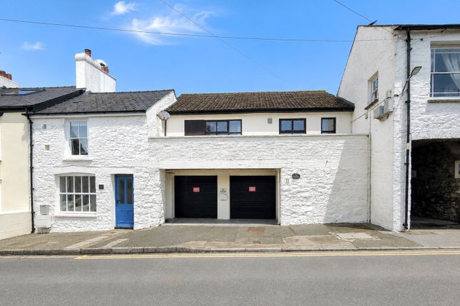 2 bed property, in Goat Street, £250,000