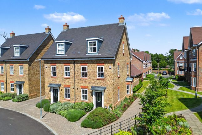 3 bed property, in Albright Gardens, £875,000