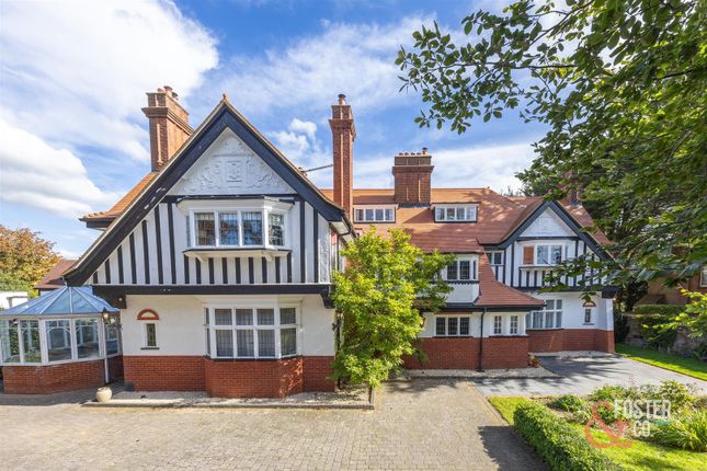 7 bed property, in Dyke Road Avenue, £2,895,000