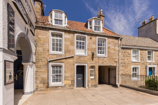 2 bed property, in North Street, £495,000