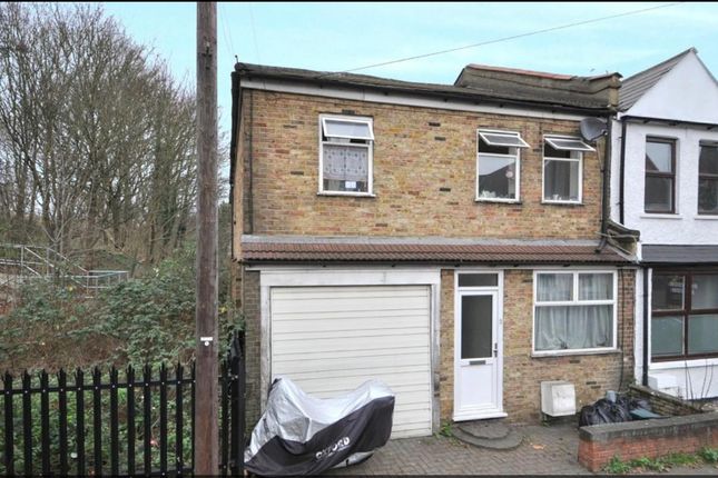 5 bed property, in Provincial Terrace, £600,000