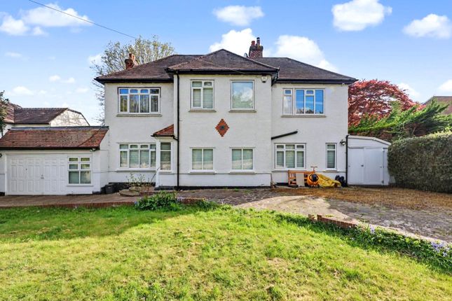 5 bed property, in Clay Hill, £1,195,000