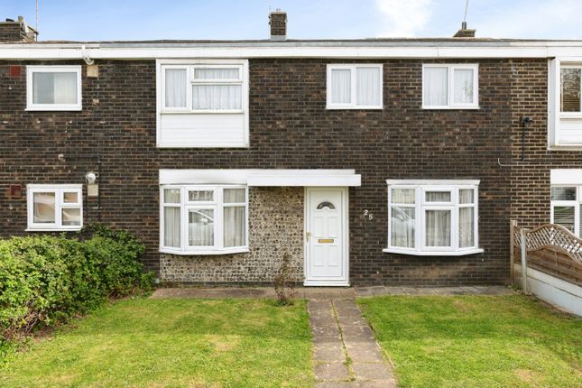 2 bed property, in Braybrooke, £250,000