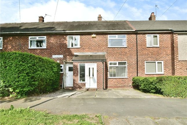 3 bed property, in Greenwood Road, £220,000