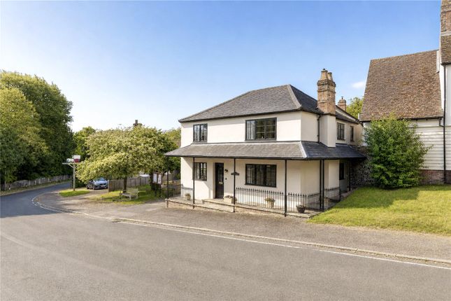4 bed property, in Cross Hill, £675,000