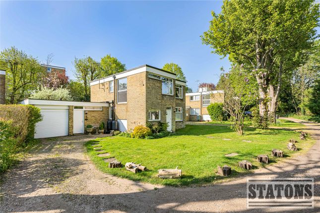 3 bed property, in Bartrams Lane, £1,100,000