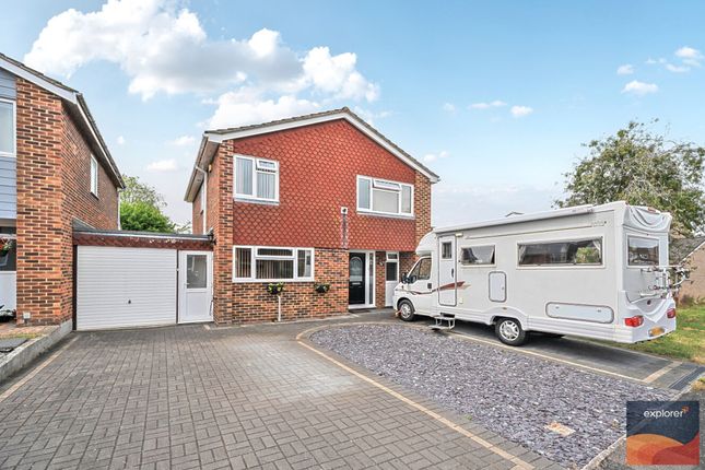 4 bed property, in Windermere Avenue, £525,000