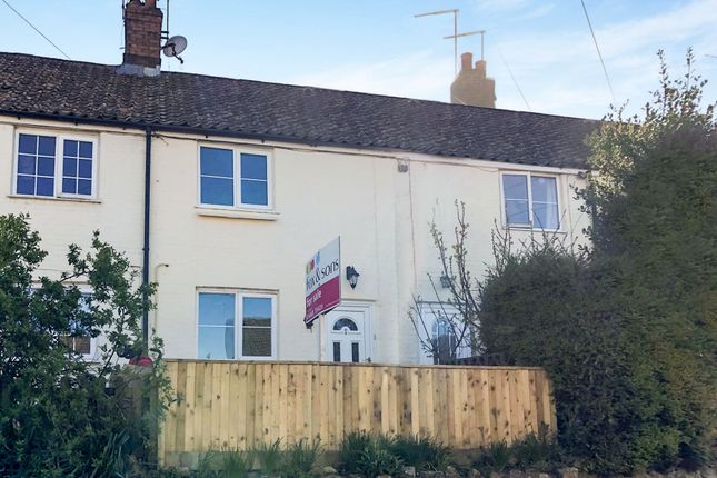 2 bed property, in North Street, £130,000