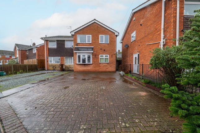 3 bed property, in Willow Road, £265,000