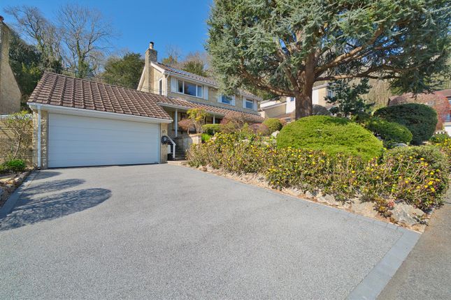 4 bed property, in Ringwood Grove, £650,000