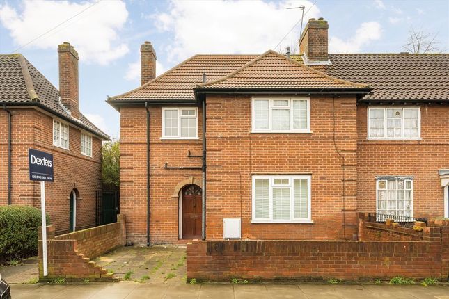 3 bed property, in Yew Tree Road, £699,950