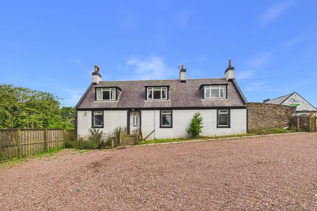 4 bed property, in West High Cross, £255,000