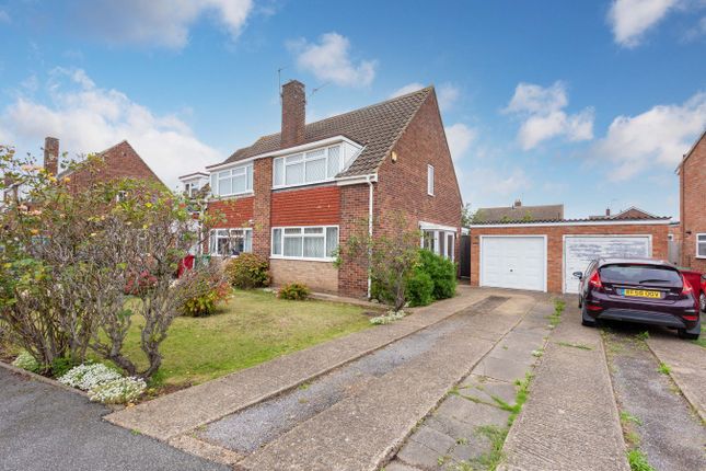 3 bed property, in Seacourt Road, £550,000