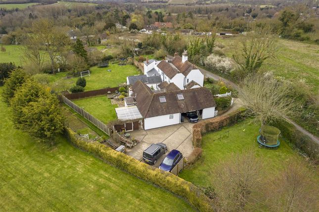 3 bed property, in Mulberry Croft, £600,000