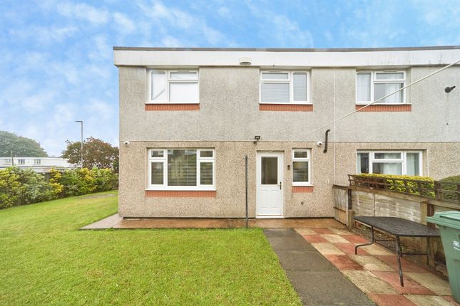 3 bed property, in Red Hall Chase, £190,000