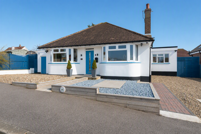 3 bed property, in Chamberlain Drive, £650,000