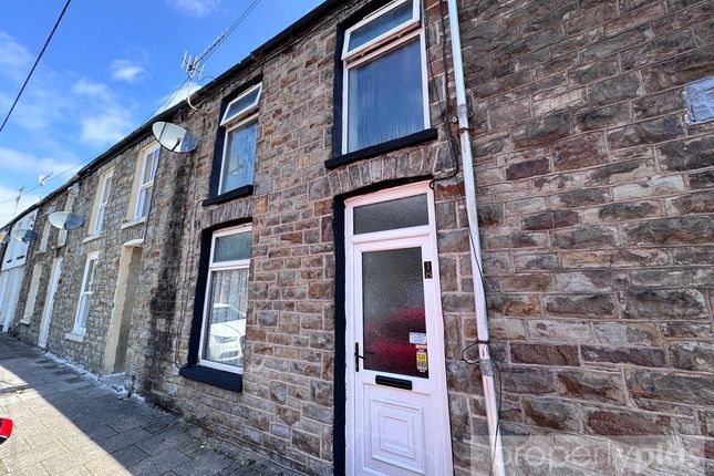 3 bed property, in Scott Street, £89,950