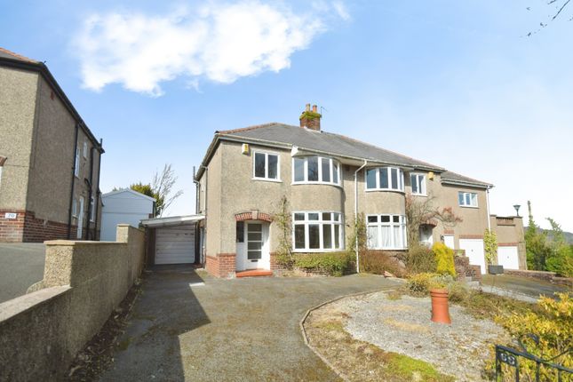3 bed property, in Macclesfield Old Road, £327,500