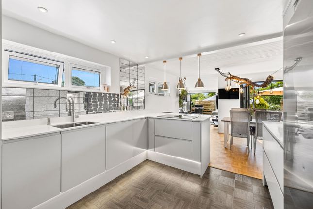 3 bed property, in Sumners, £800,000