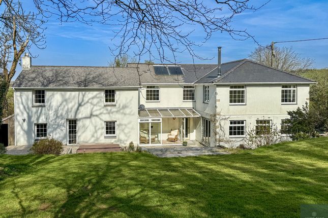 12 bed property, in Halezy Farm House, £1,195,000