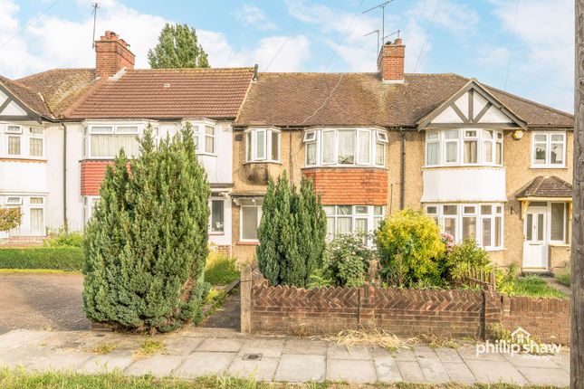 1 bed property, in Dryden Road, £245,000