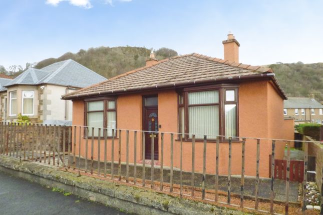 3 bed property, in Grange Road, £250,000
