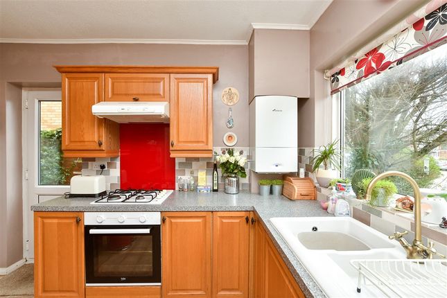 3 bed property, in Bridewell Park, £360,000