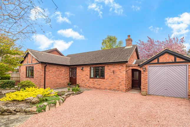 3 bed property, in Fenland Way, £400,000