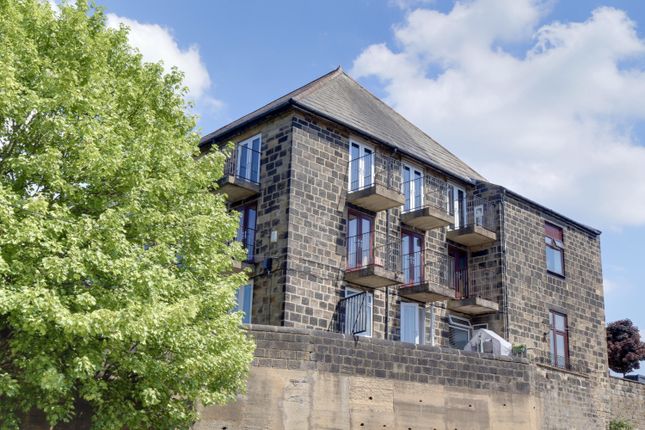 1 bed property, in Flat 9 St. Andrews Manor, £160,000