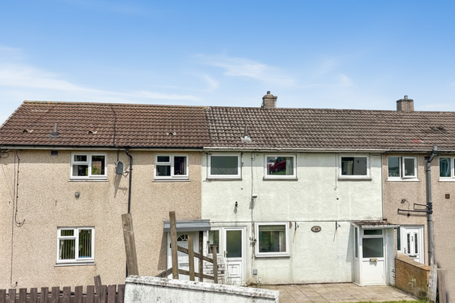 3 bed property, in Heather View, £110,000