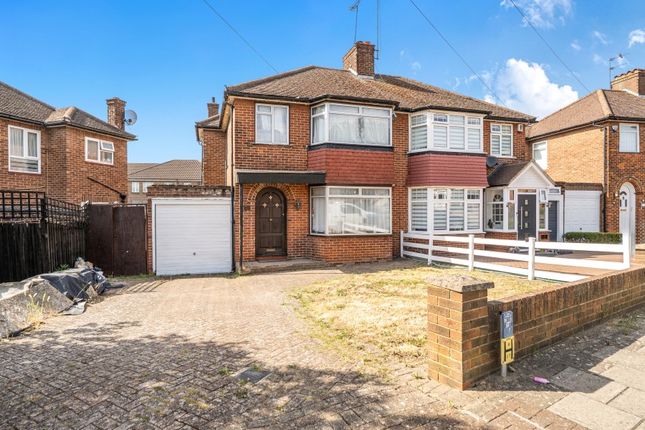 3 bed property, in Brinkburn Gardens, £500,000