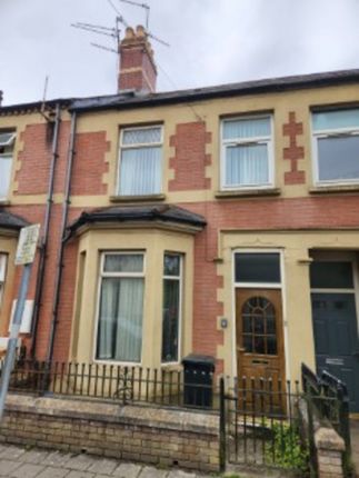 3 bed property, in Monmouth Street, £175,000