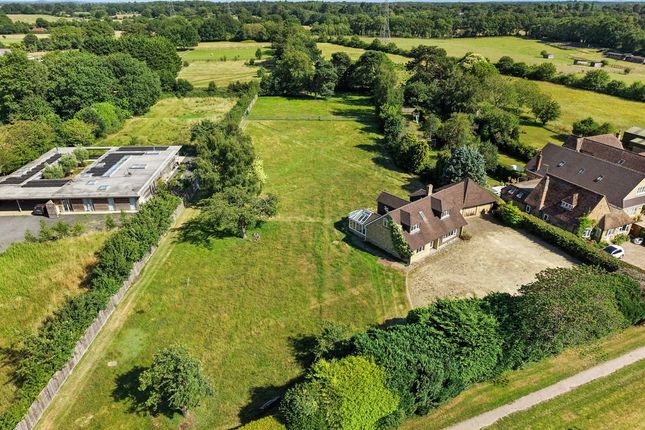 5 bed property, in Chalfont Road, £1,825,000