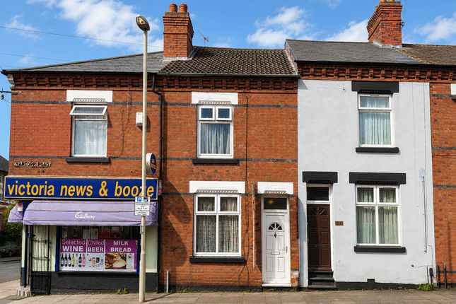 2 bed property, in Hartopp Road, £225,000