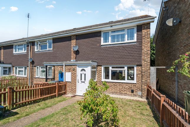 2 bed property, in Chester Way, £360,000
