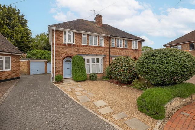 3 bed property, in Pound Close, £1,050,000