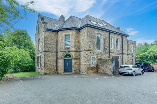 2 bed property, in Riverdale, £450,000