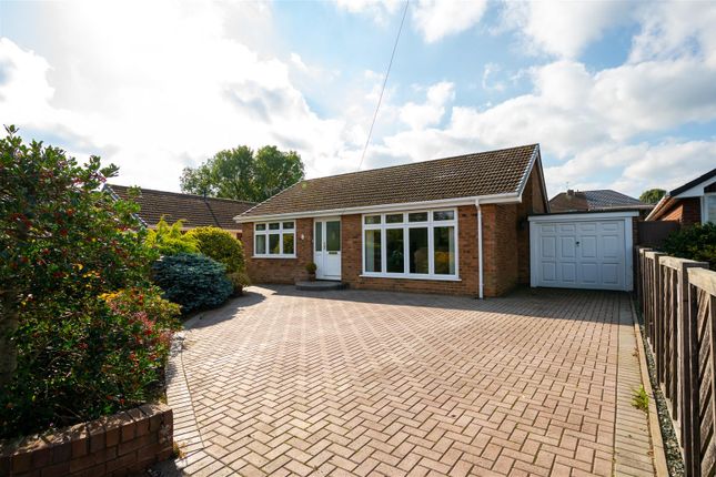 2 bed property, in Winster Close, £240,000