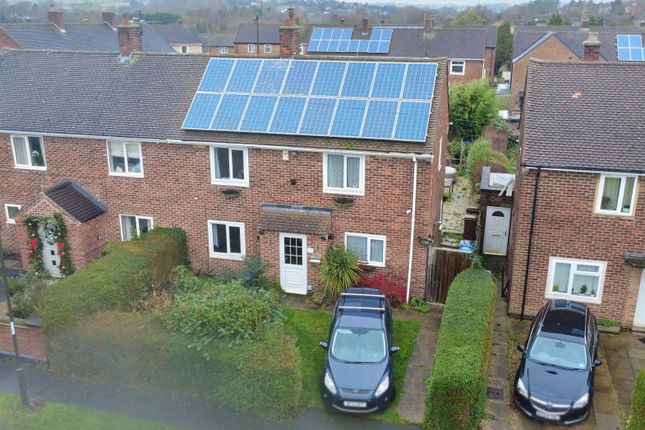 3 bed property, in Rutland Avenue, £195,000