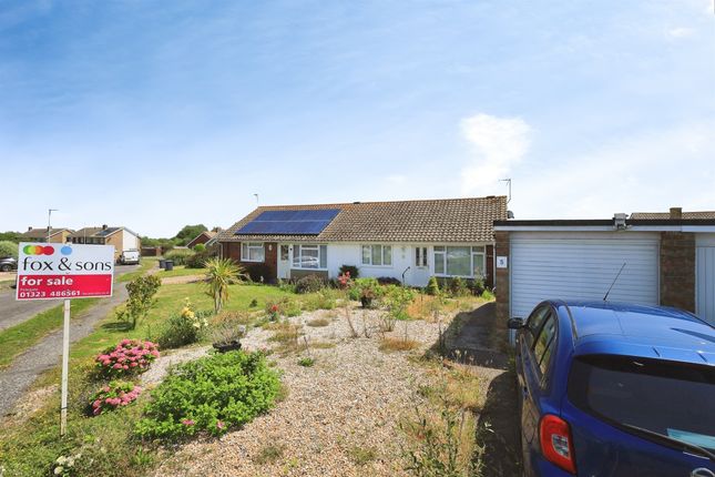 2 bed property, in Hawksbridge Close, £300,000