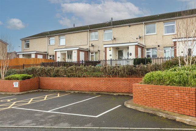 2 bed property, in Pentregethin Road, £90,000