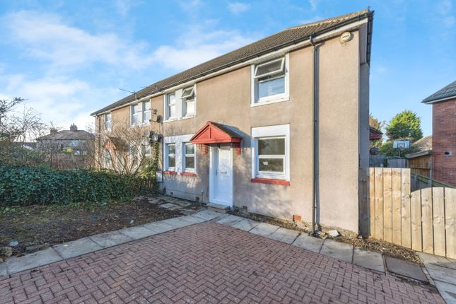 2 bed property, in Greenhill View, £60,000