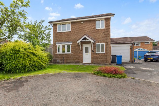 3 bed property, in Holyhead Close, £270,000
